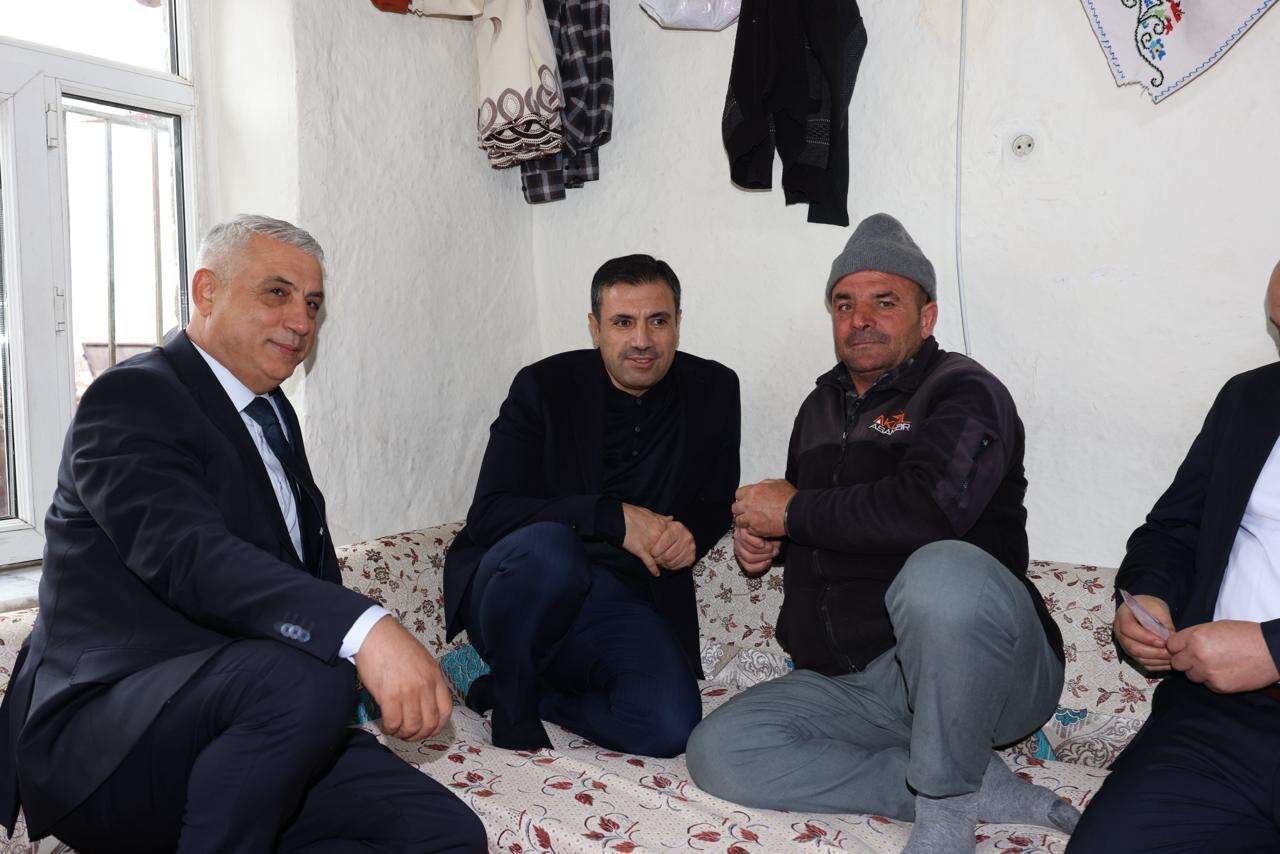 Konya’da gönül köprüleri kuruldu! AK Parti heyeti vatandaşlarla buluştu 15